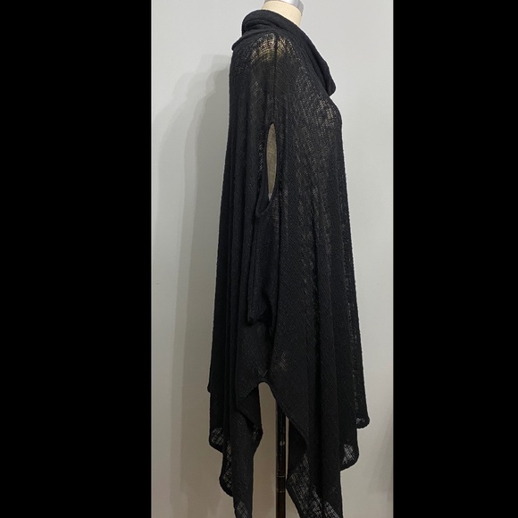 BOHO OVERSIZED COWL NECK KNIT PONCHO - Picture 2 of 4